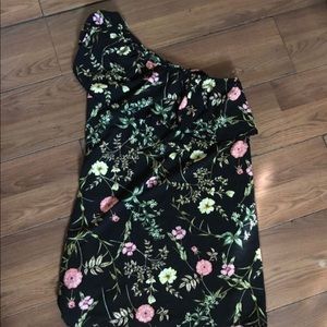 One should beautiful floral dress